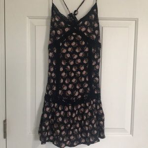 American Eagle Floral Lace Dress